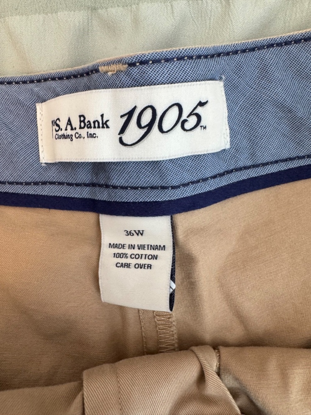 Men’s Jos. A. Bank 1905 Khaki Shorts Size 36 NWT - Picture 3 of 5